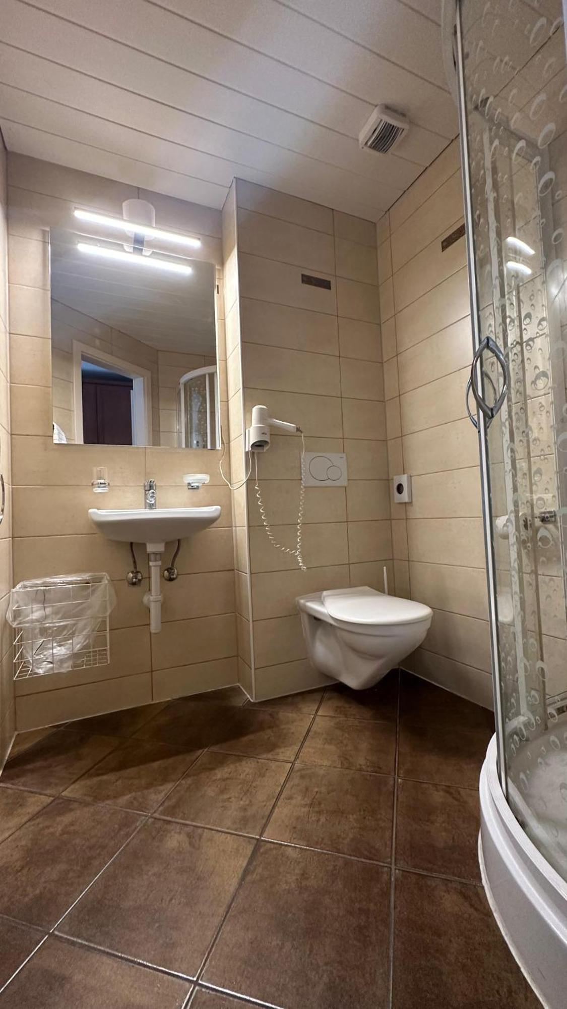 Hotel Du Quai Villeneuve Εξωτερικό φωτογραφία